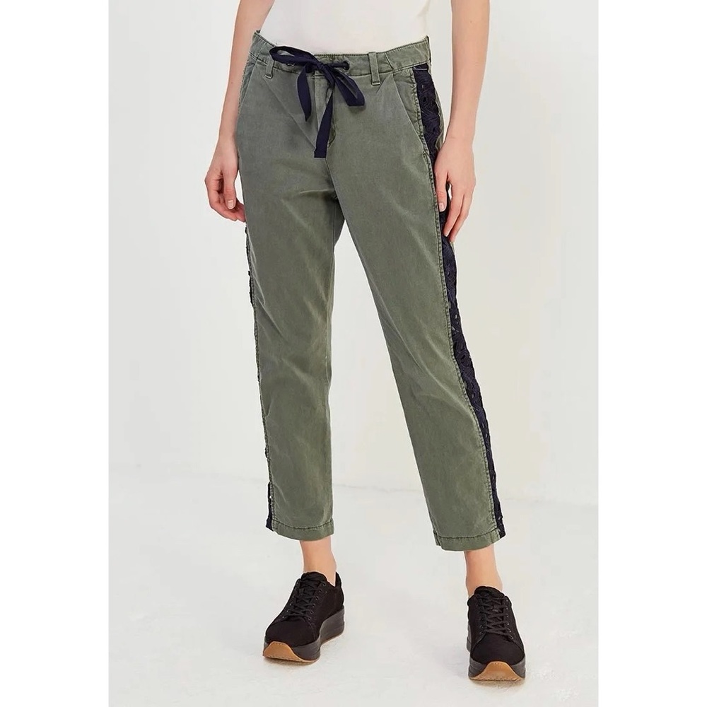 GAP Girlfriend Olive Green Khaki Pants